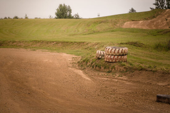 Auto and Motorcycle Tracks