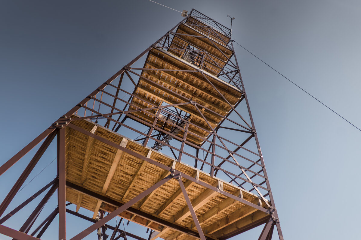 Bijušais armijas tornis (skatu tornis) pie Dienvidu mola 