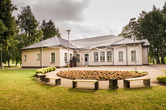 Kultūras nami, tautas nami, sabiedriskie centri
