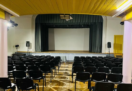 Aizputes pilsētas kultūras nams 