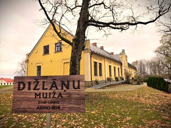 Jauniešu mītne Dižlāņu muiža 