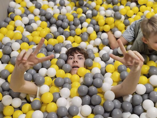 Rotaļu istaba svētku telpā "BrīnumLāde"