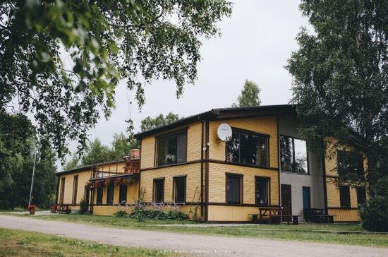 Viesu nams “Šķilas” 