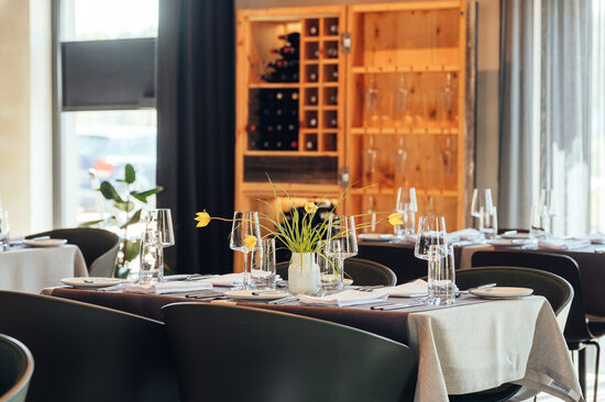 (2) OTTO Hotel & Sun