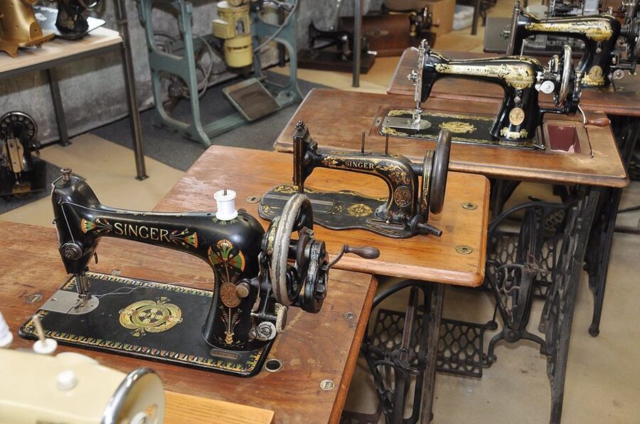 Private collection of more than 200 sewing machines