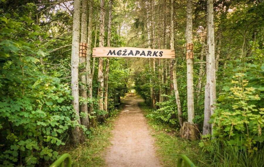 Cīravas mežaparks