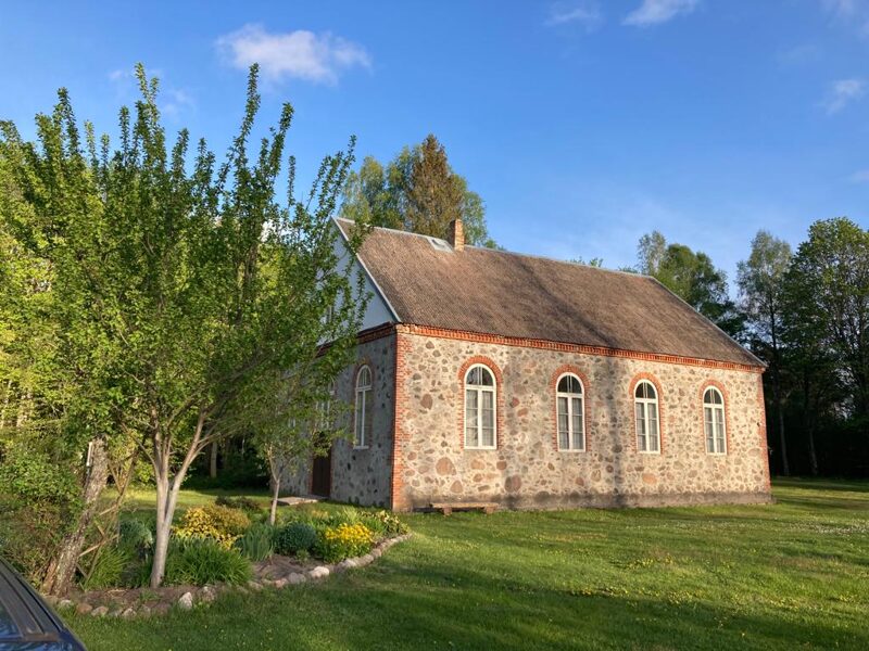 Sakas baptistu draudzes nams