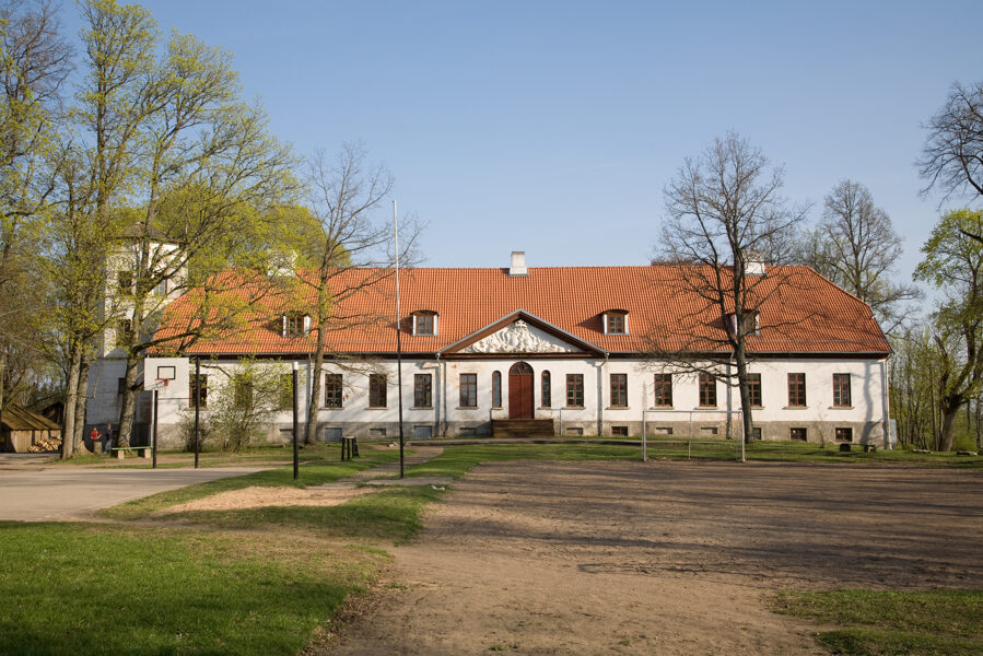 Apriķi manor - museum