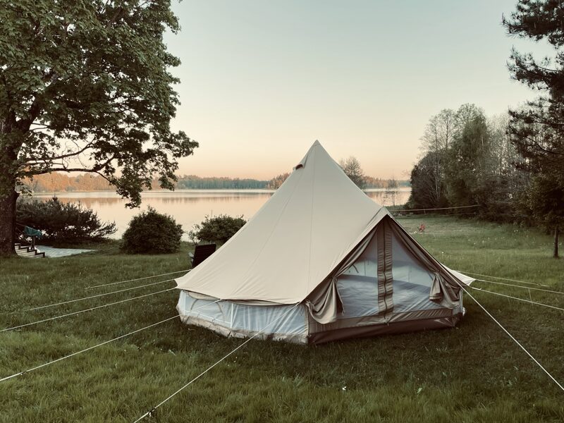 POP- UP kempingai