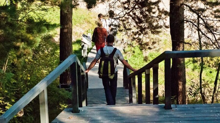 Bernātu dabas parks un pastaigu takas