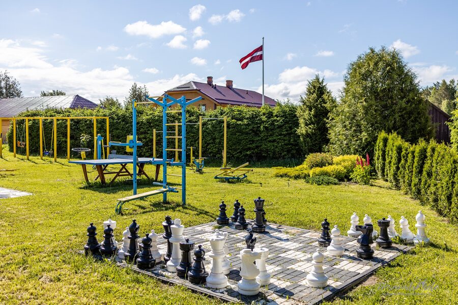 Sociālās rehabilitācijas un izziņas centrs lauku vidē "Dvēseles veldzes dārzs"