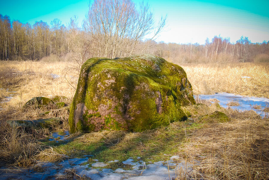 Kapsēde Red Stone