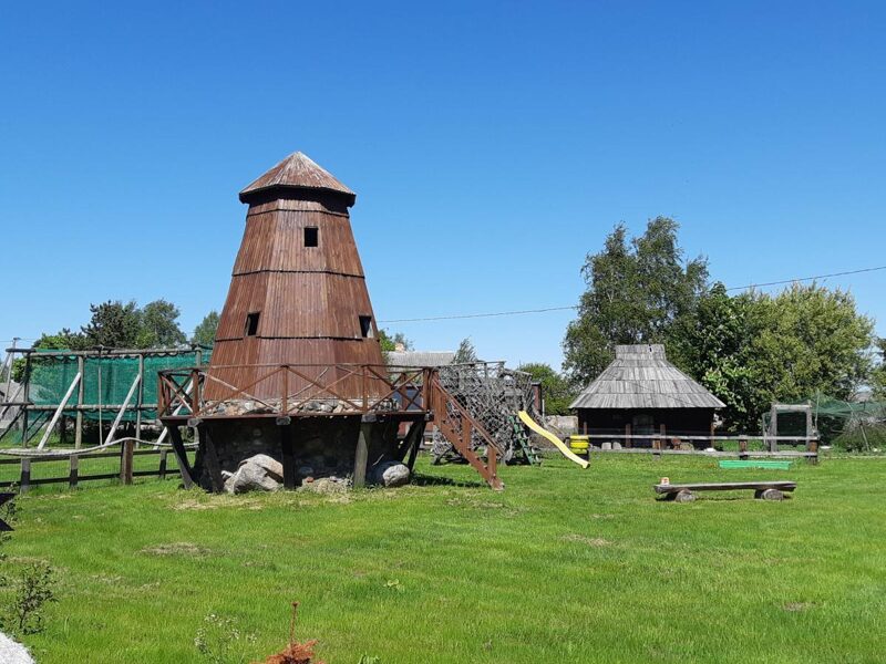 Mini ZOO Atomi un piknika namiņš