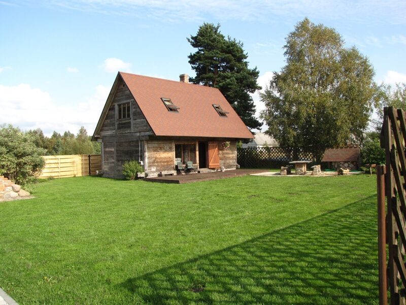 Brīvdienu māja "Priežmuiža"