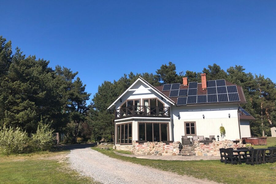 Recreation complex "Vērbeļnieki" White house