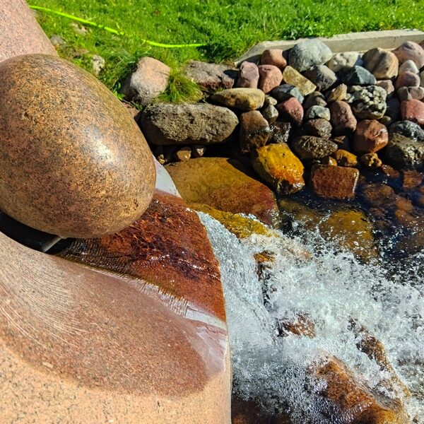 Guntis Siksna "Saulainā avota šļakatas" Lielbātas avots