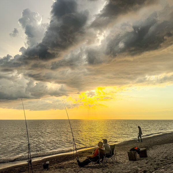 Papes makšķernieki - Anna Vītola