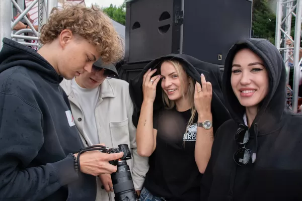Gunārs Putniņš "Fotogrāfa izvēle-kura skaistāka" Aizpute