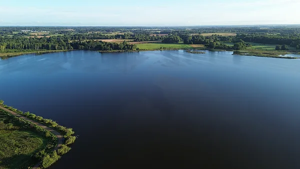 Prūšu ūdenskrātuve - Eidis Krastiņš