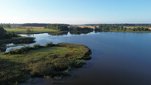 Prūšu ūdenskrātuve - Eidis Krastiņš