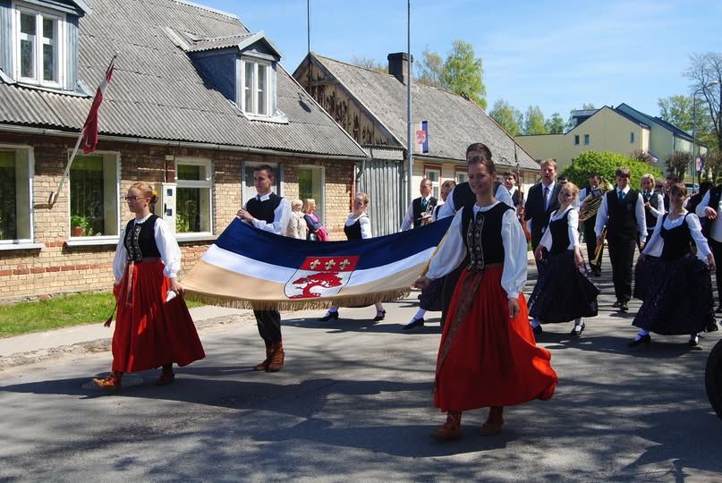 pavilostas_svetki_2017_Dienvidkurzeme_Travel.jpg
